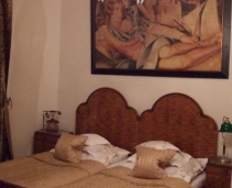 Genuine 1920's vintage hotel