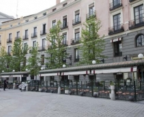 Amazing terrasse in front of Palacio Real