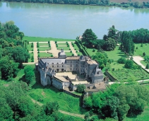 Château de Vayres