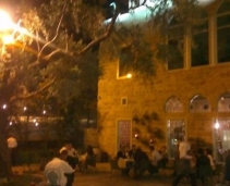 A nice Winebar in a great courtyard