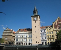 Walking tour: East of Charles Bridge and the old town square