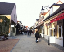 The best Shopping Mall and outlet shops east of Paris