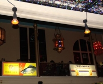 Bazar Amsterdam, a break from touristic food locations