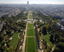 The symbol of France and Paris! Book in advance!