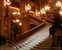 One of the most beautiful monuments in Paris. A must!