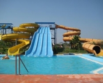One day in the Sarakinado Aqua Aark