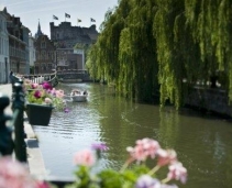 Visit Ghent through the canals by boat