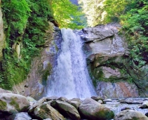 Pruncea Waterfall -Casoca- Calului Podul Mountains