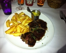 A typical french bistrot, near Louvres Palace
